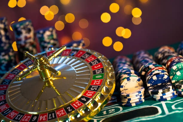Live dealer streamed Casino Hold'em table on idcas88 platform